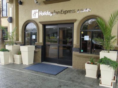 Hotel Express & Houston North Intercontinental By Ihg